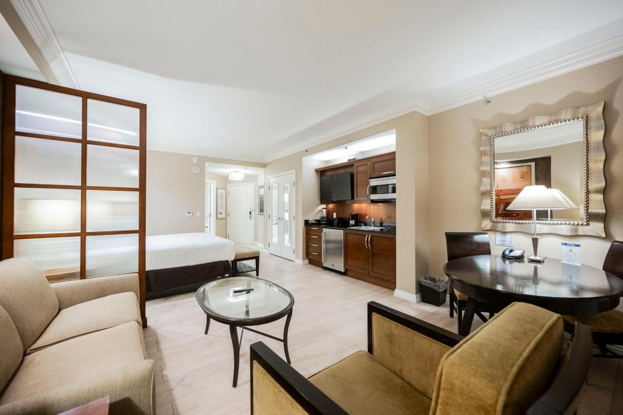 Signature By Owner Direct Apartahotel 2*